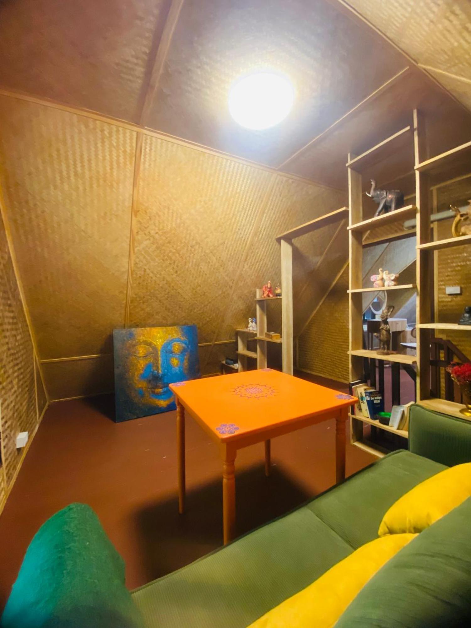 Jungle House At Yanui In Rawai छुट्टी का घर